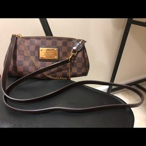 LOUIS VUITTON Damier Eva Clutch